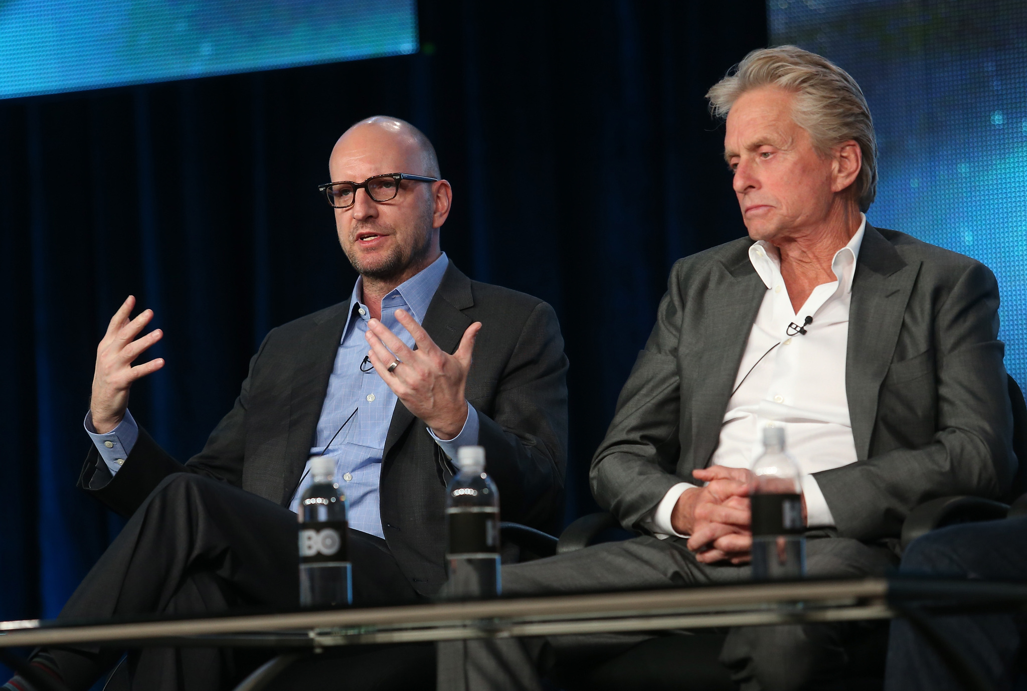 Michael Douglas and Steven Soderbergh at event of Behind the Candelabra (2013)