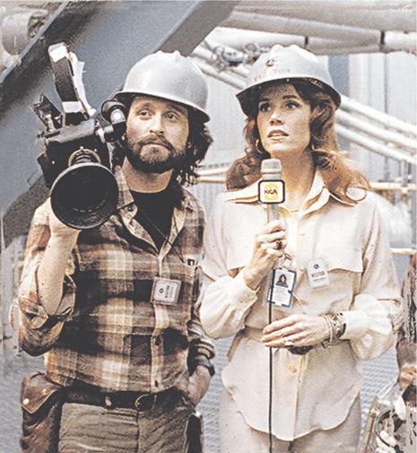 Still of Michael Douglas and Jane Fonda in The China Syndrome (1979)