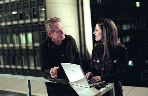 Still of Michael Douglas and Robin Tunney in The In-Laws (2003)