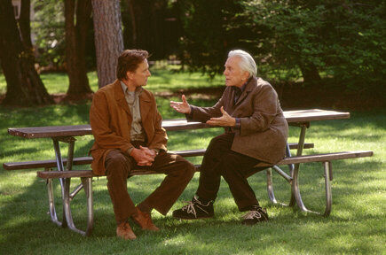 Still of Kirk Douglas and Michael Douglas in It Runs in the Family (2003)