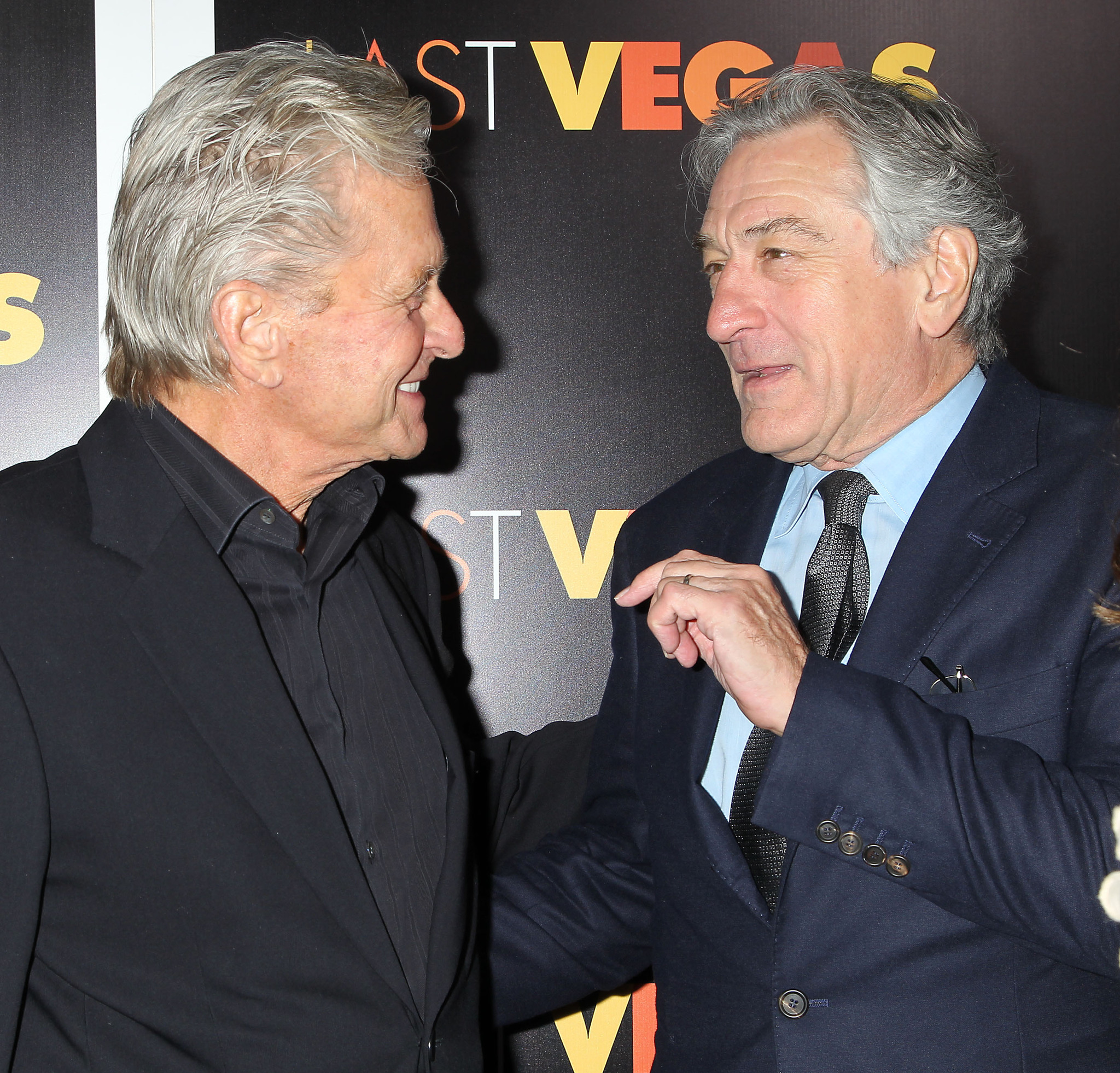 Robert De Niro and Michael Douglas at event of Paskutini karta Las Vegase (2013)