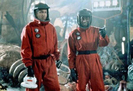 Still of David Duchovny and Orlando Jones in Evolution (2001)