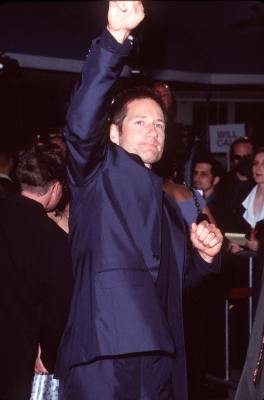 David Duchovny at event of The X Files (1998)