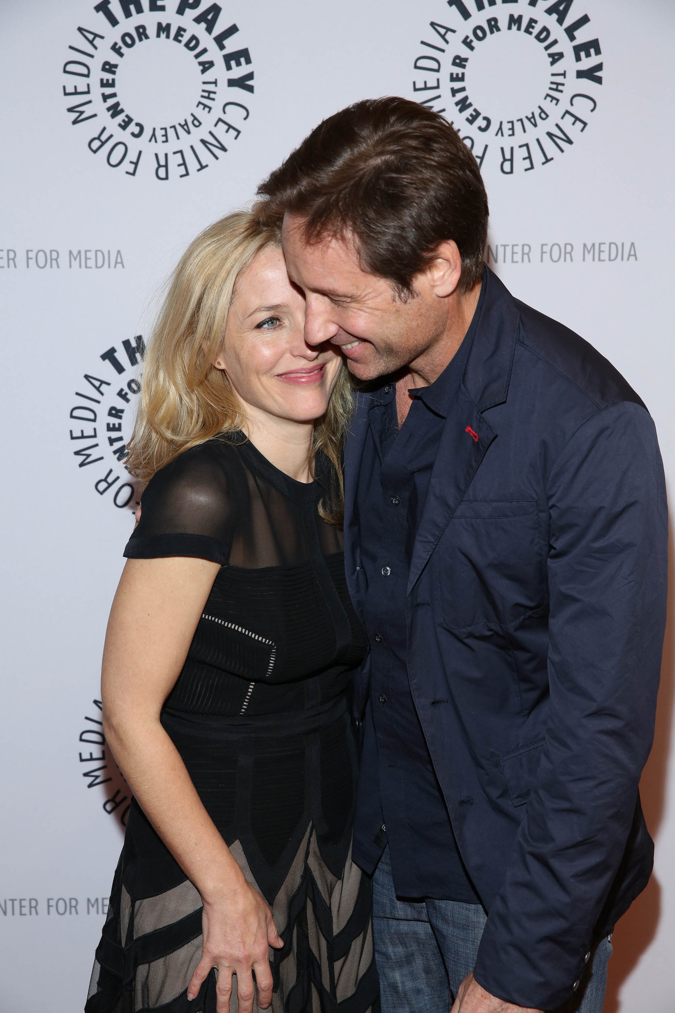 Gillian Anderson and David Duchovny at event of X failai (1993)