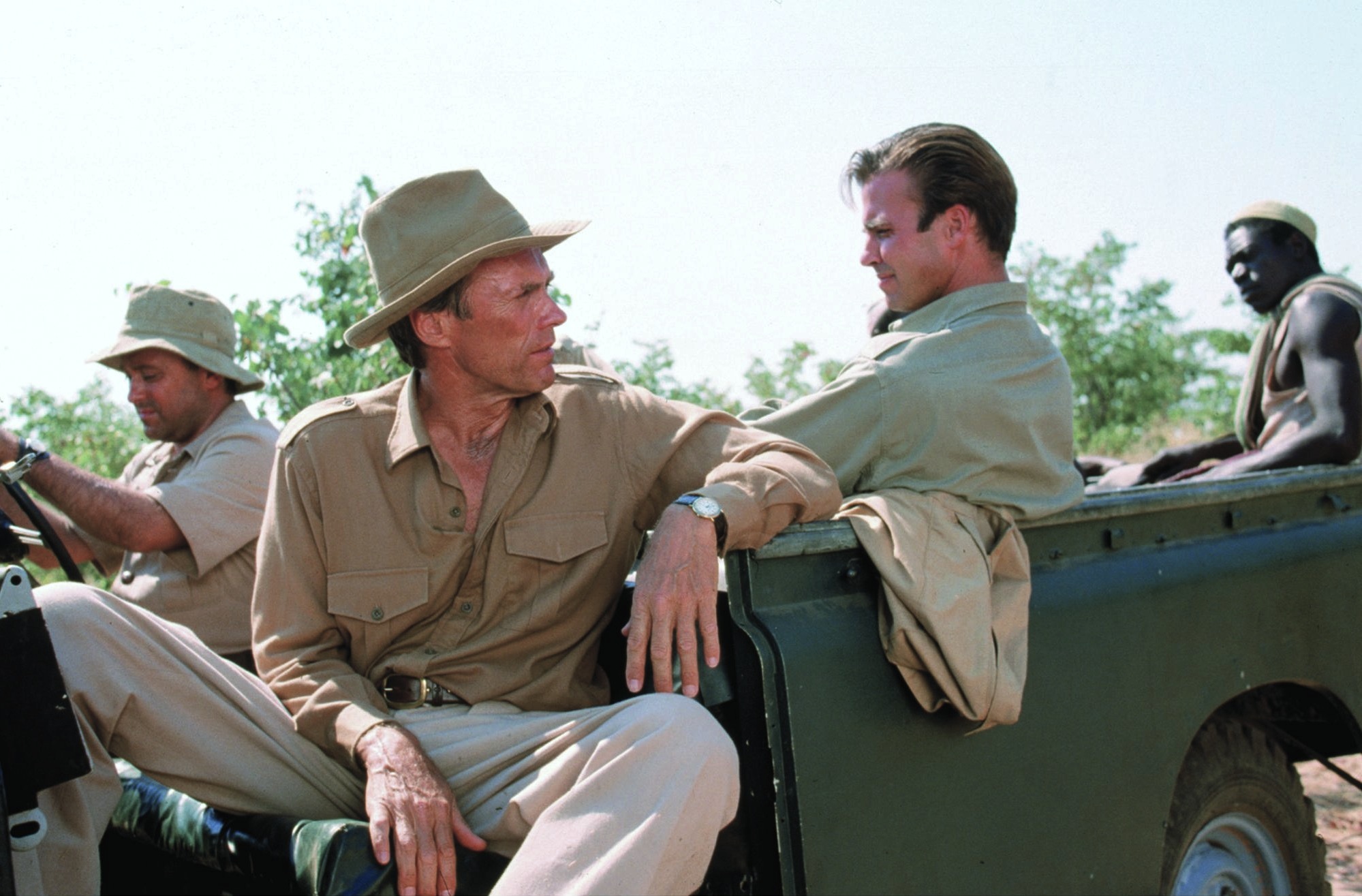 Still of Clint Eastwood, Jeff Fahey and Boy Mathias Chuma in White Hunter Black Heart (1990)