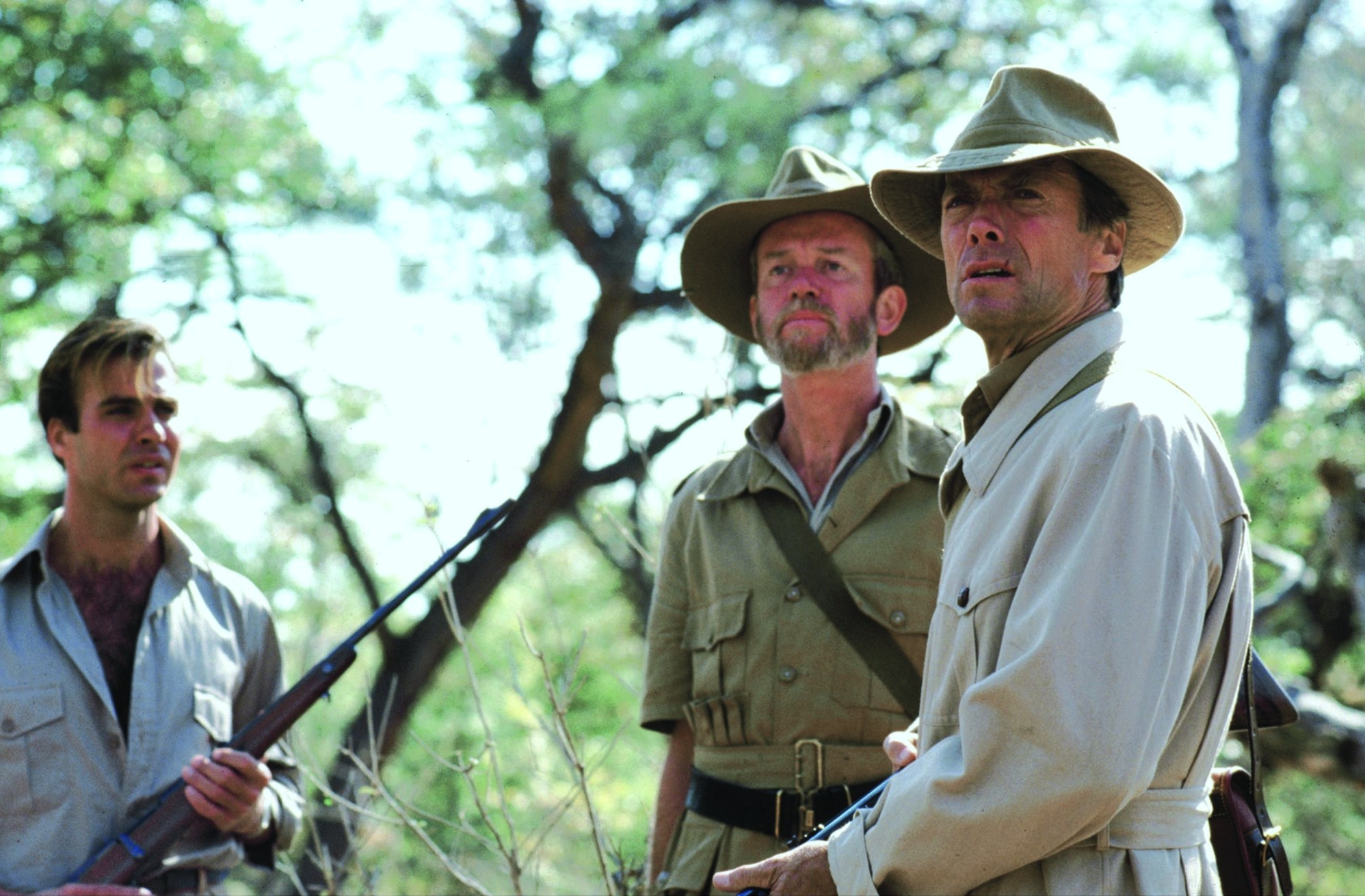 Still of Clint Eastwood, Jeff Fahey and Conrad Asquith in White Hunter Black Heart (1990)