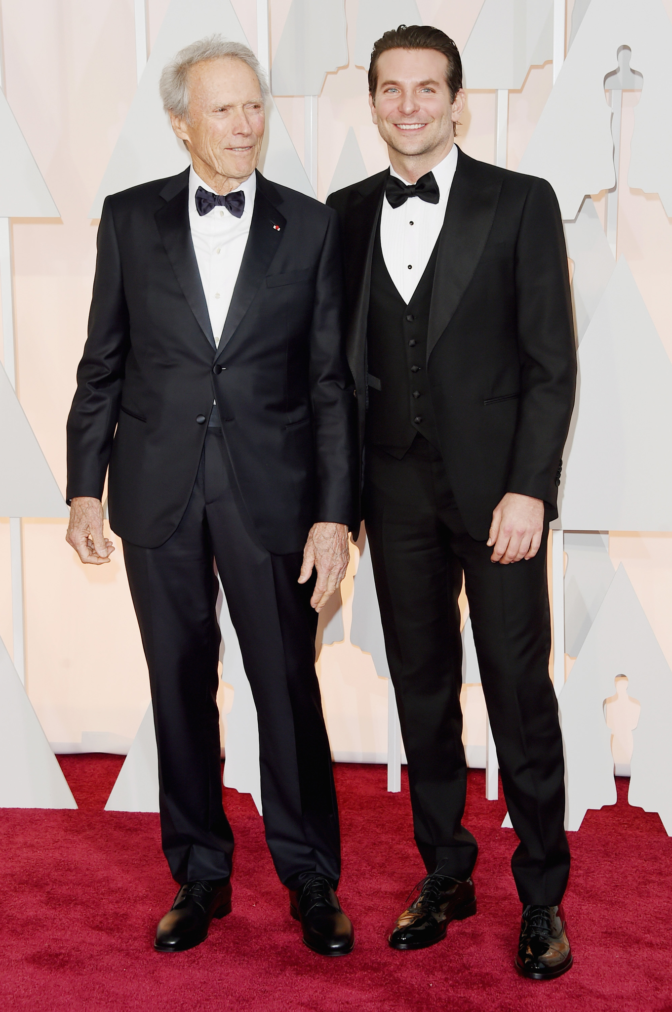 Clint Eastwood and Bradley Cooper at event of The Oscars (2015)