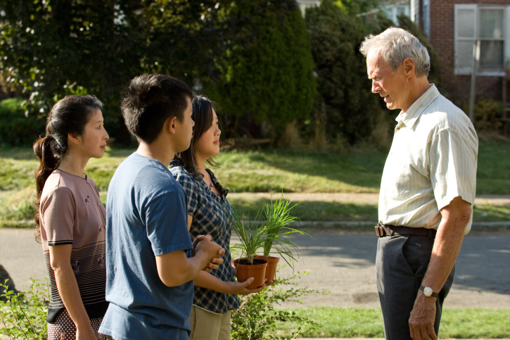 Still of Clint Eastwood, Bee Vang, Ahney Her and Brooke Chia Thao in Gran Torino (2008)