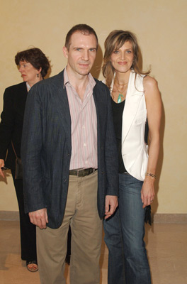 Ralph Fiennes and Martha Fiennes at event of Chromophobia (2005)