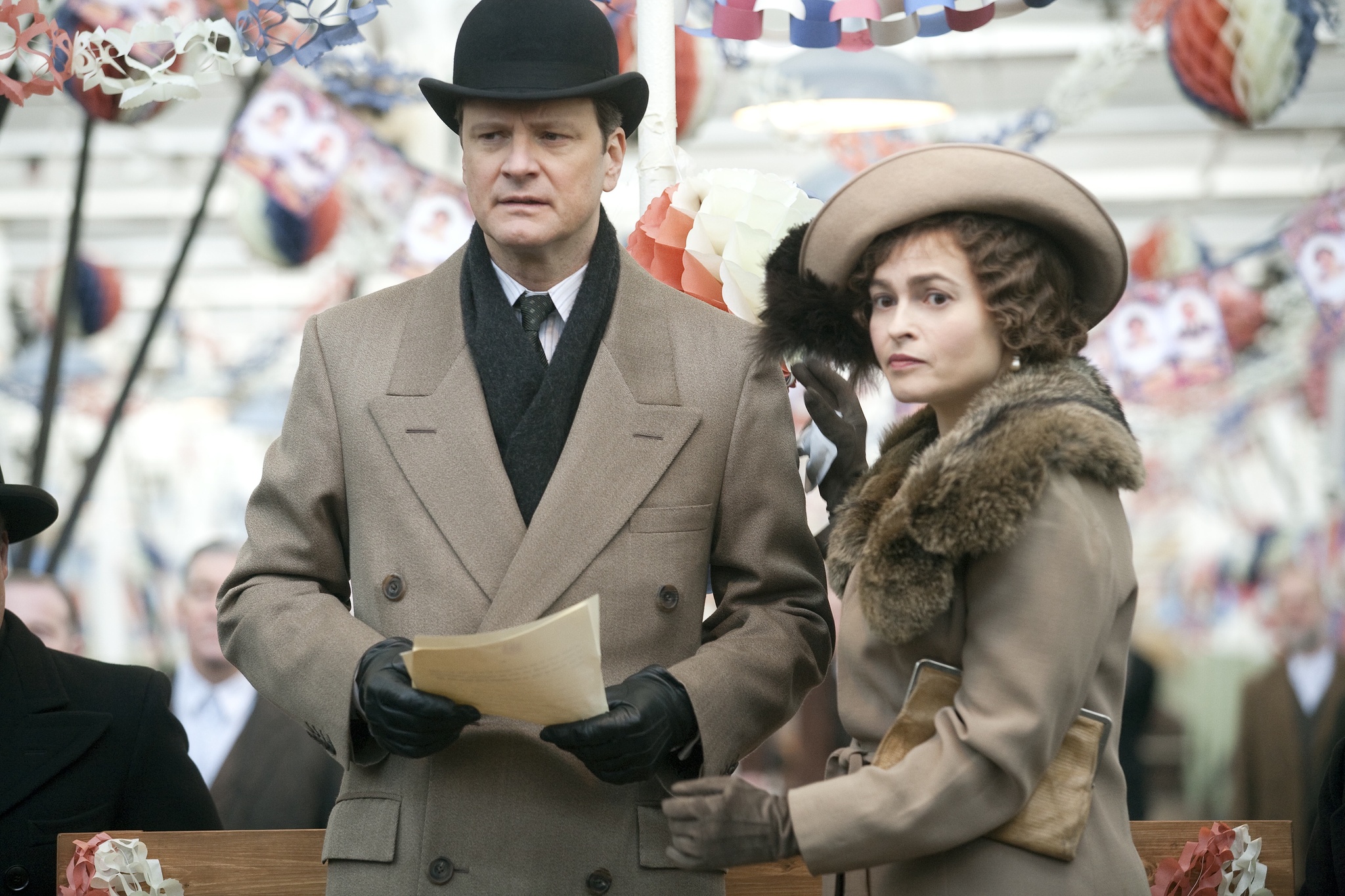 Still of Colin Firth and Helena Bonham Carter in Karaliaus kalba (2010)