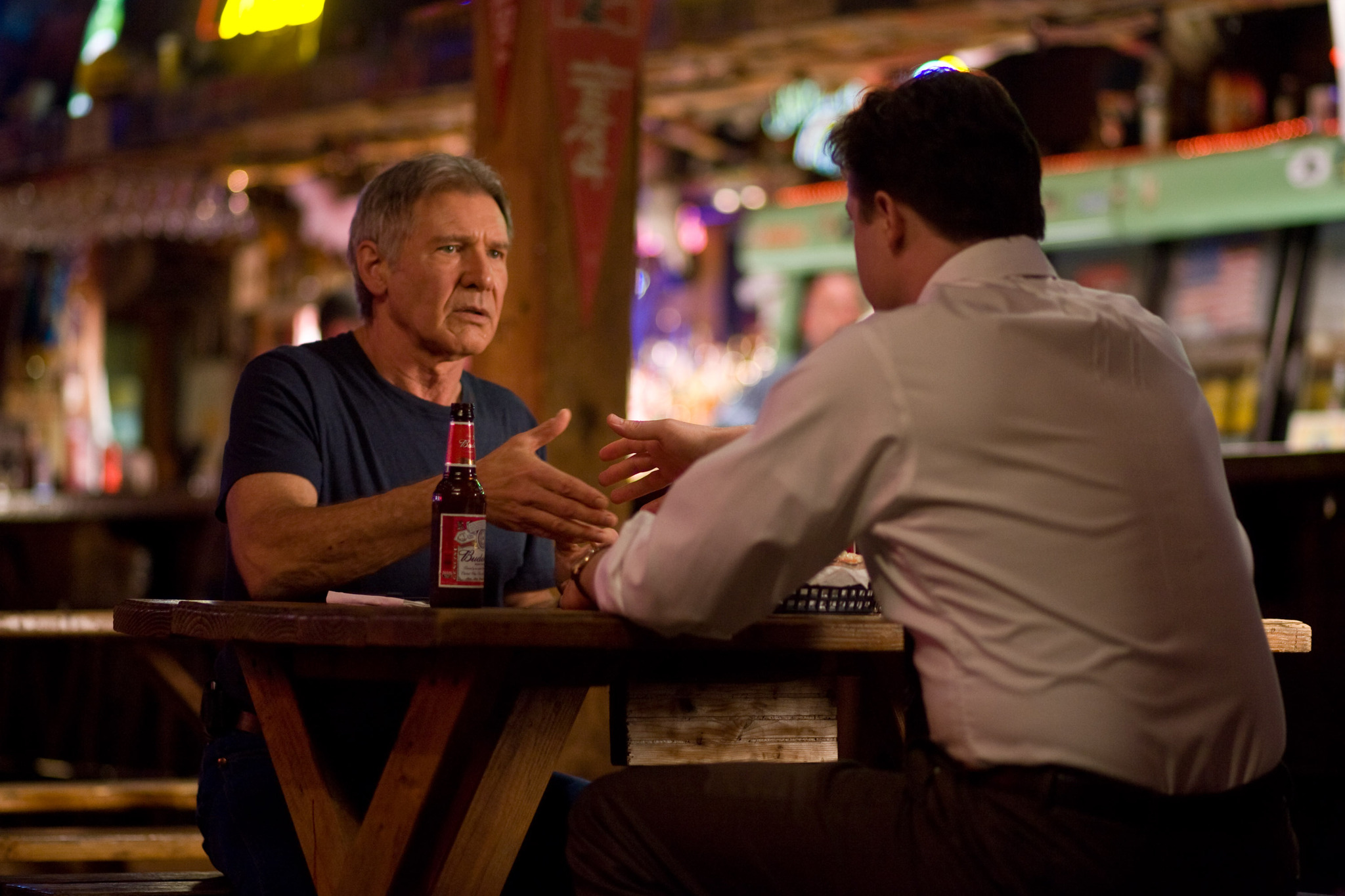 Still of Harrison Ford and Brendan Fraser in Krastutines priemones (2010)