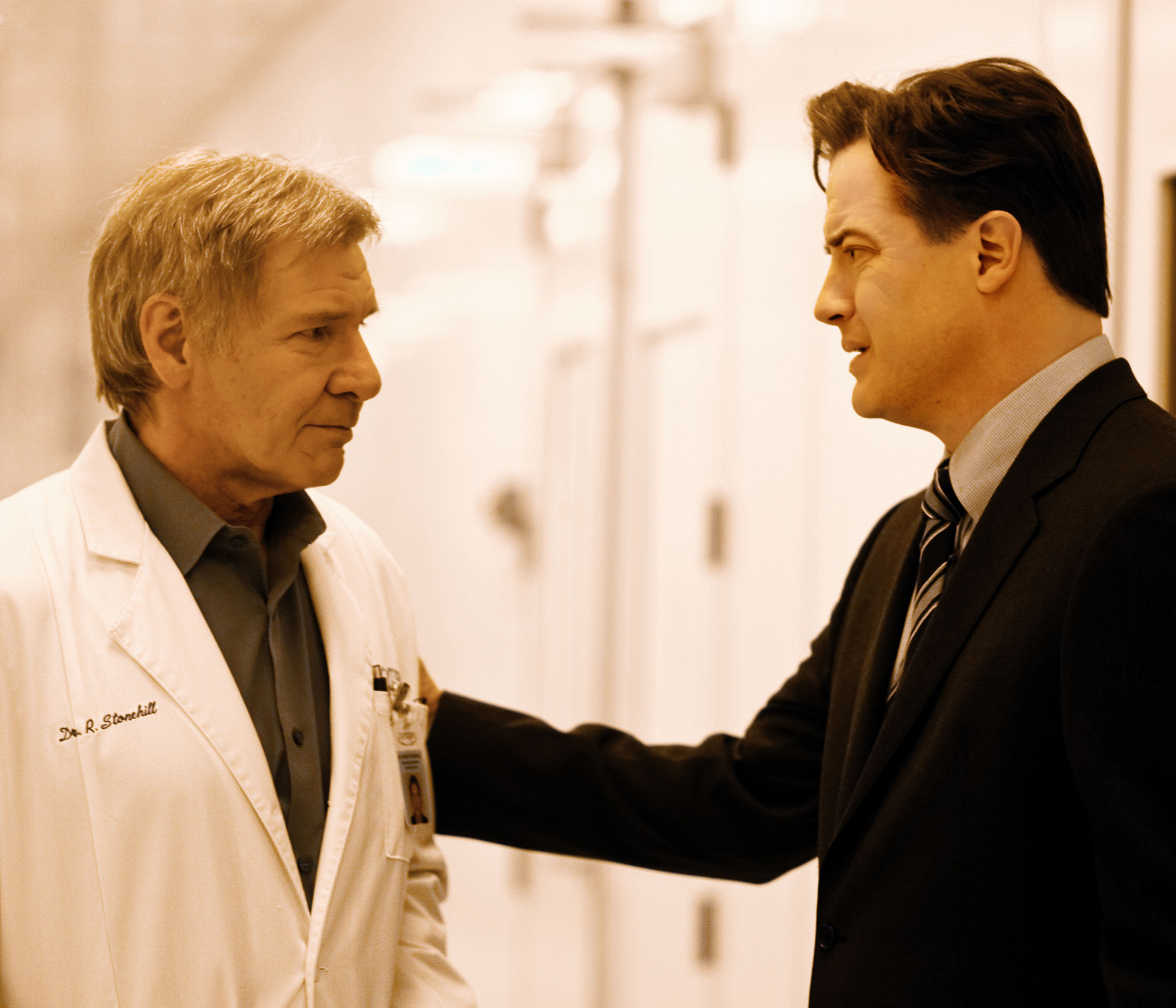 Still of Harrison Ford and Brendan Fraser in Krastutines priemones (2010)