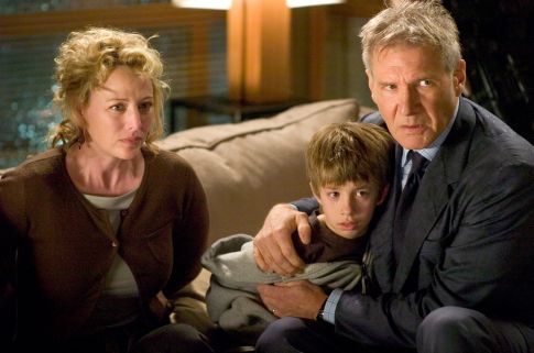 Still of Harrison Ford and Virginia Madsen in Firewall (2006)