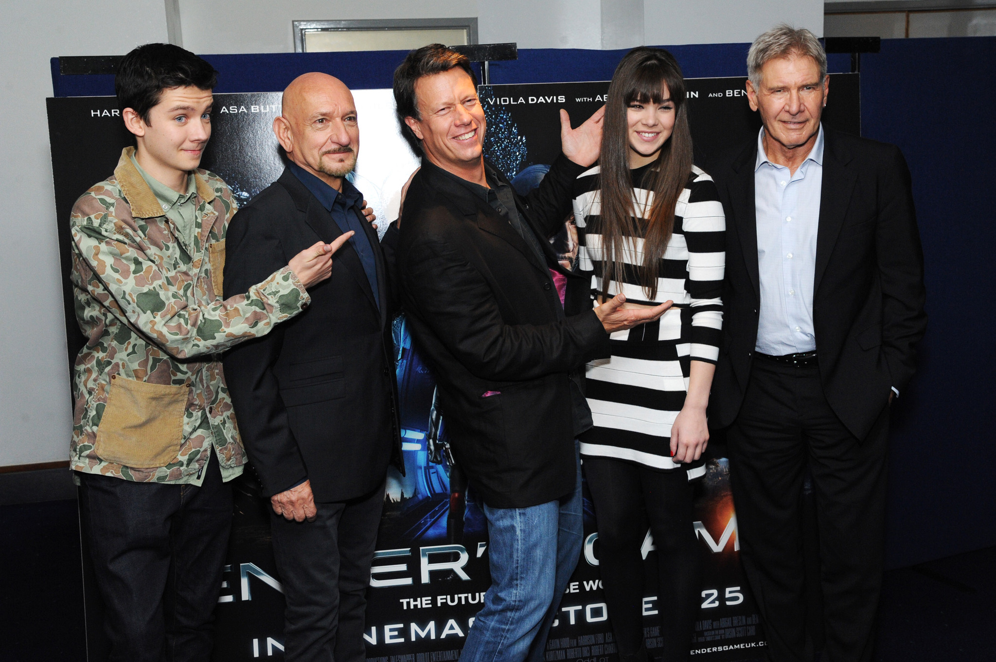 Harrison Ford, Ben Kingsley, Gavin Hood, Asa Butterfield and Hailee Steinfeld at event of Enderio zaidimas (2013)