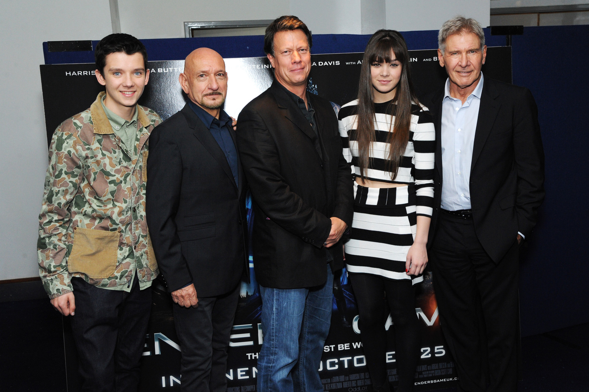 Harrison Ford, Ben Kingsley, Gavin Hood, Asa Butterfield and Hailee Steinfeld at event of Enderio zaidimas (2013)