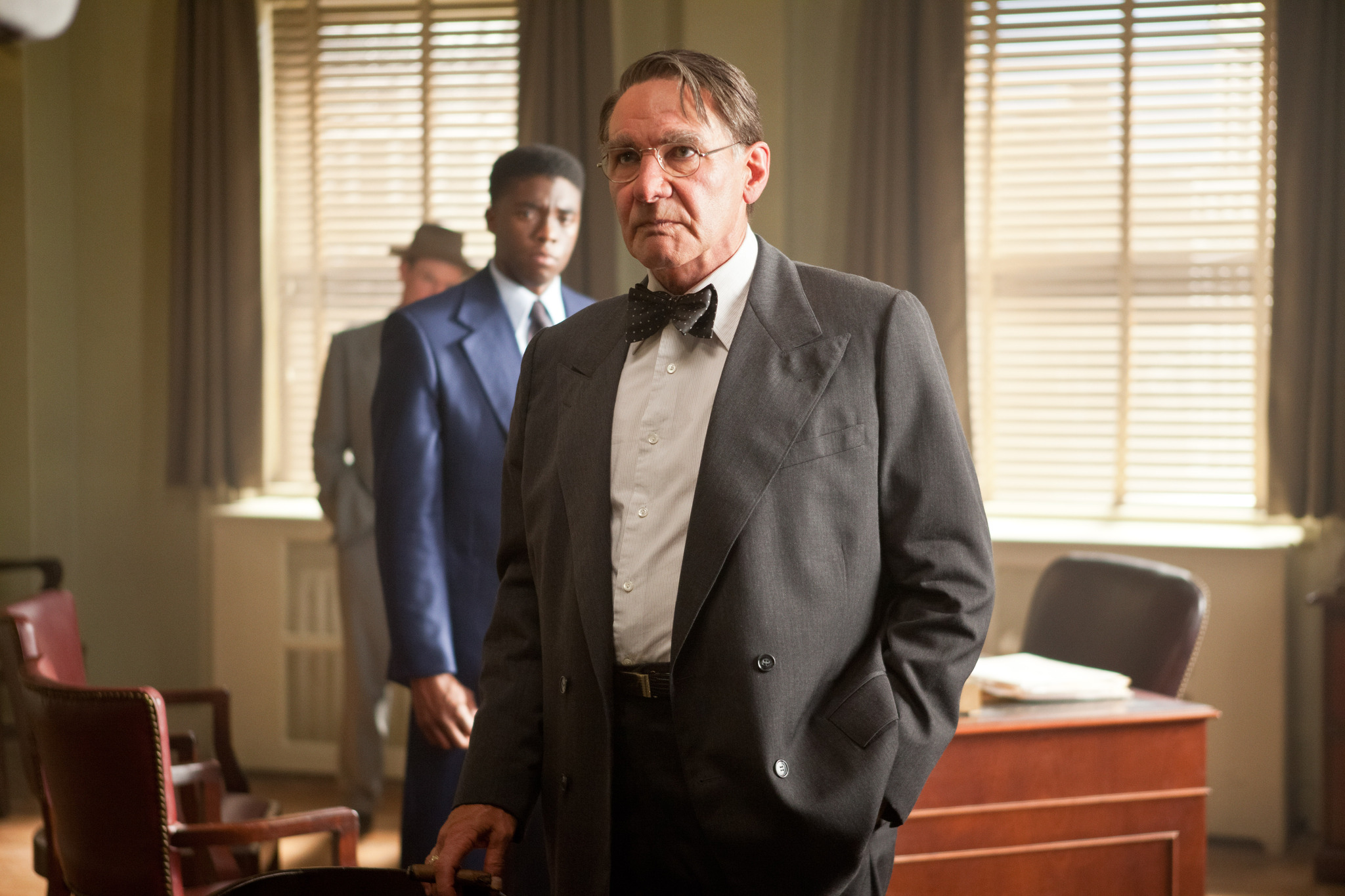 Still of Harrison Ford and Chadwick Boseman in 42 (2013)