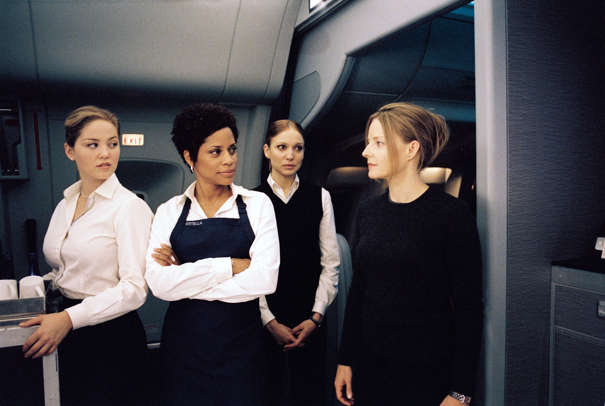 Still of Jodie Foster, Kate Beahan, Erika Christensen and Judith Scott in Flightplan (2005)