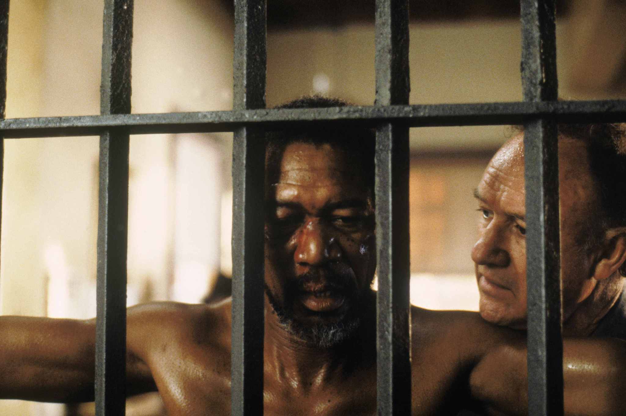 Still of Morgan Freeman and Gene Hackman in Menantis pikta (1992)