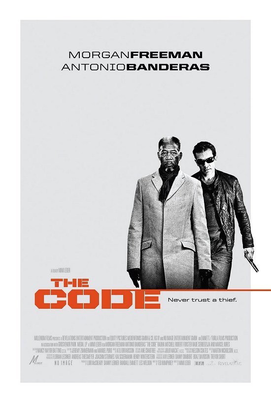 Antonio Banderas and Morgan Freeman in Thick as Thieves (2009)