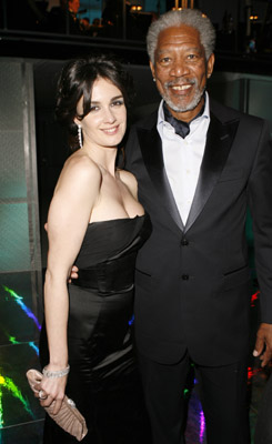 Morgan Freeman and Paz Vega at event of The 78th Annual Academy Awards (2006)