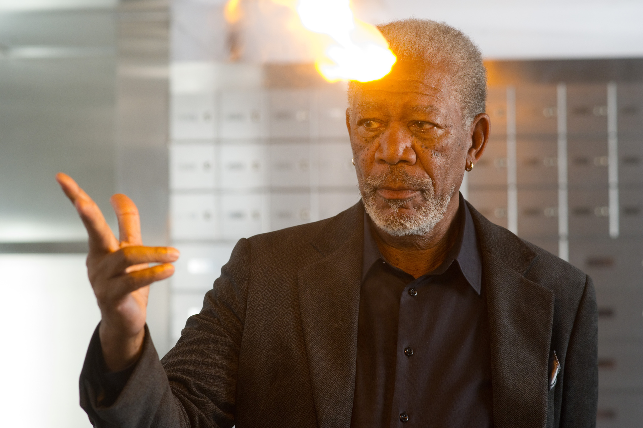 Still of Morgan Freeman in Apgaules meistrai (2013)