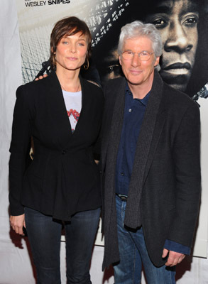 Richard Gere and Carey Lowell at event of Brooklyn's Finest (2009)