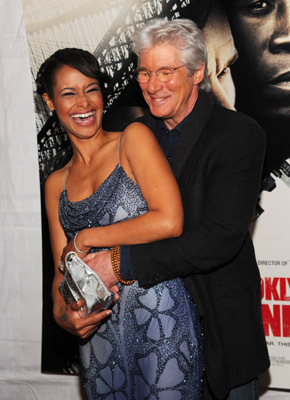 Richard Gere and Shannon Kane at event of Brooklyn's Finest (2009)