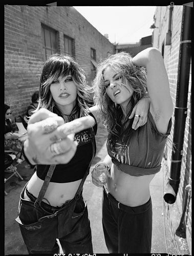 Gina Gershon and Drea de Matteo in Prey for Rock & Roll (2003)