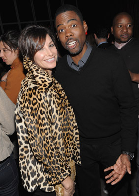 Gina Gershon and Chris Rock at event of Good Hair (2009)