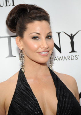 Gina Gershon