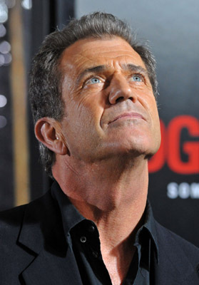 Mel Gibson at event of Edge of Darkness (2010)
