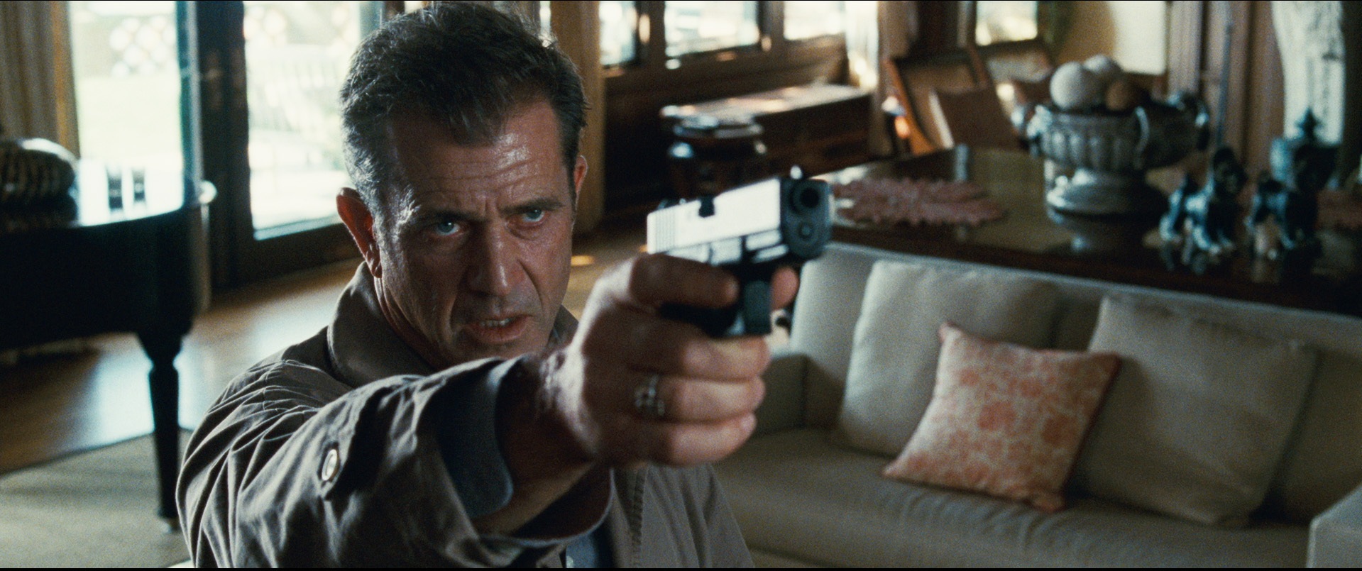 Still of Mel Gibson in Edge of Darkness (2010)