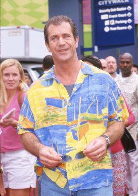 Mel Gibson at event of Chicken Run (2000)