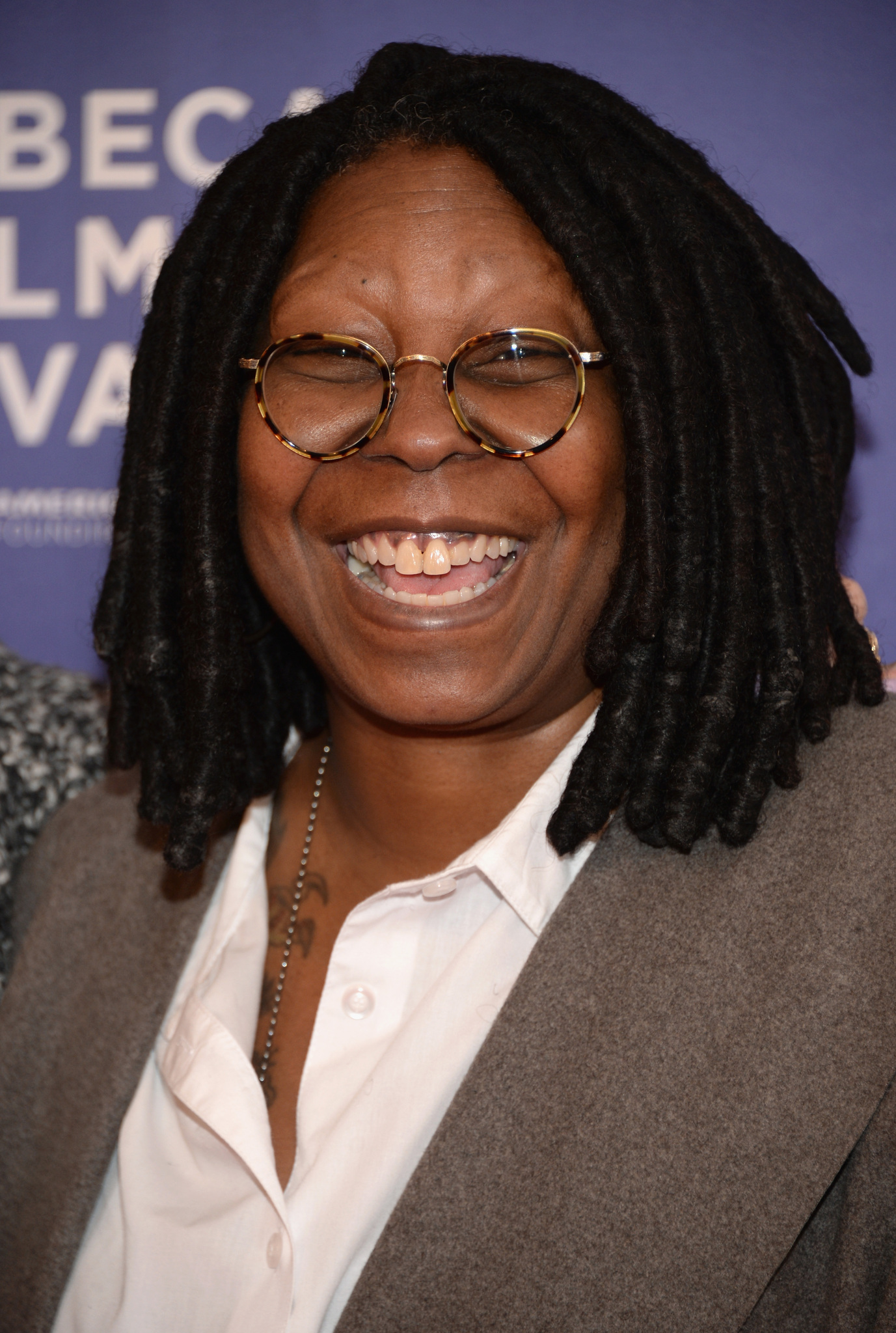 Whoopi Goldberg at event of Moms Mabley: I Got Somethin' to Tell You (2013)