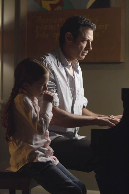Still of Jeff Goldblum and Zoe Stone Molloy in Raines (2007)