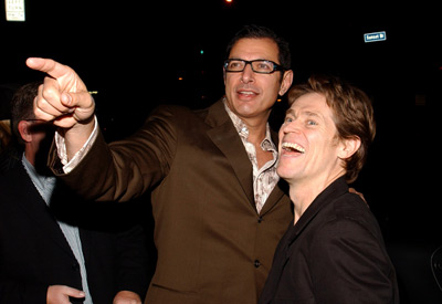 Jeff Goldblum and Willem Dafoe at event of The Life Aquatic with Steve Zissou (2004)
