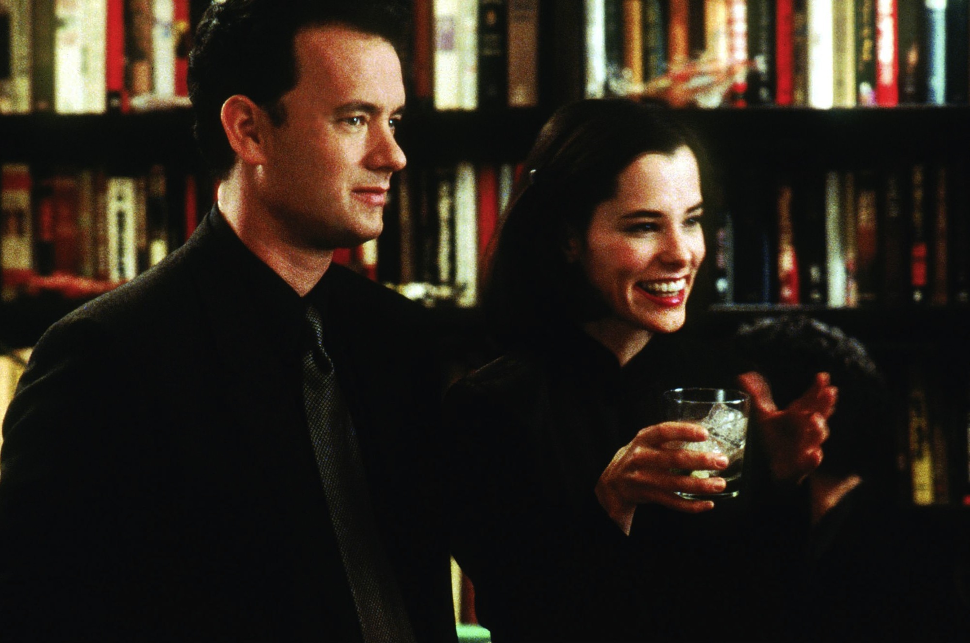 Still of Tom Hanks and Parker Posey in You've Got Mail (1998)