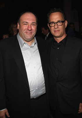 Tom Hanks and James Gandolfini at event of Maksas ir maksimonstrai (2009)