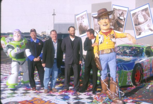 Tom Hanks, Tim Allen and John Lasseter at event of Zaislu istorija 2 (1999)