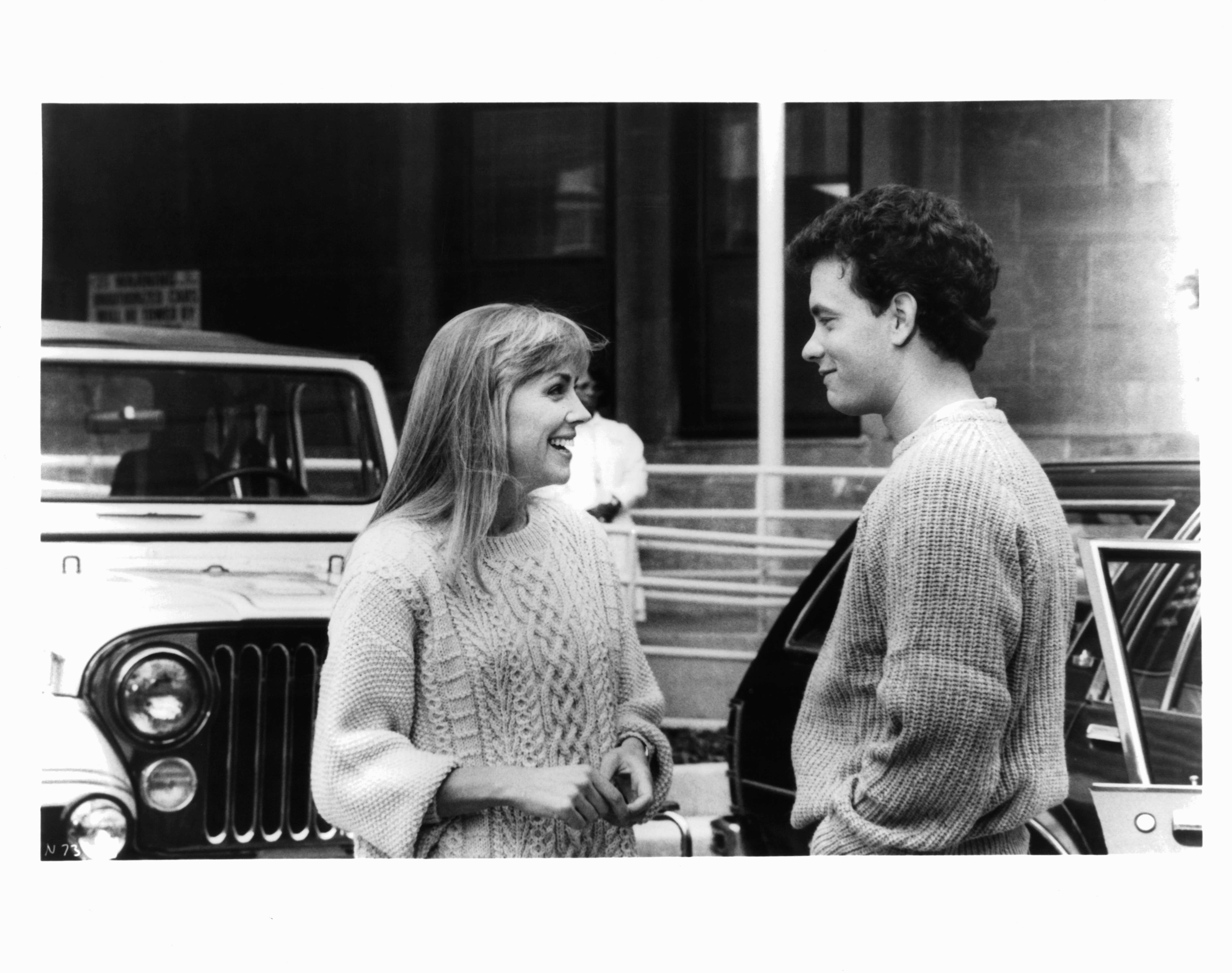 Still of Tom Hanks and Bess Armstrong in Nothing in Common (1986)