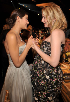 Teri Hatcher and Cate Blanchett at event of 14th Annual Screen Actors Guild Awards (2008)
