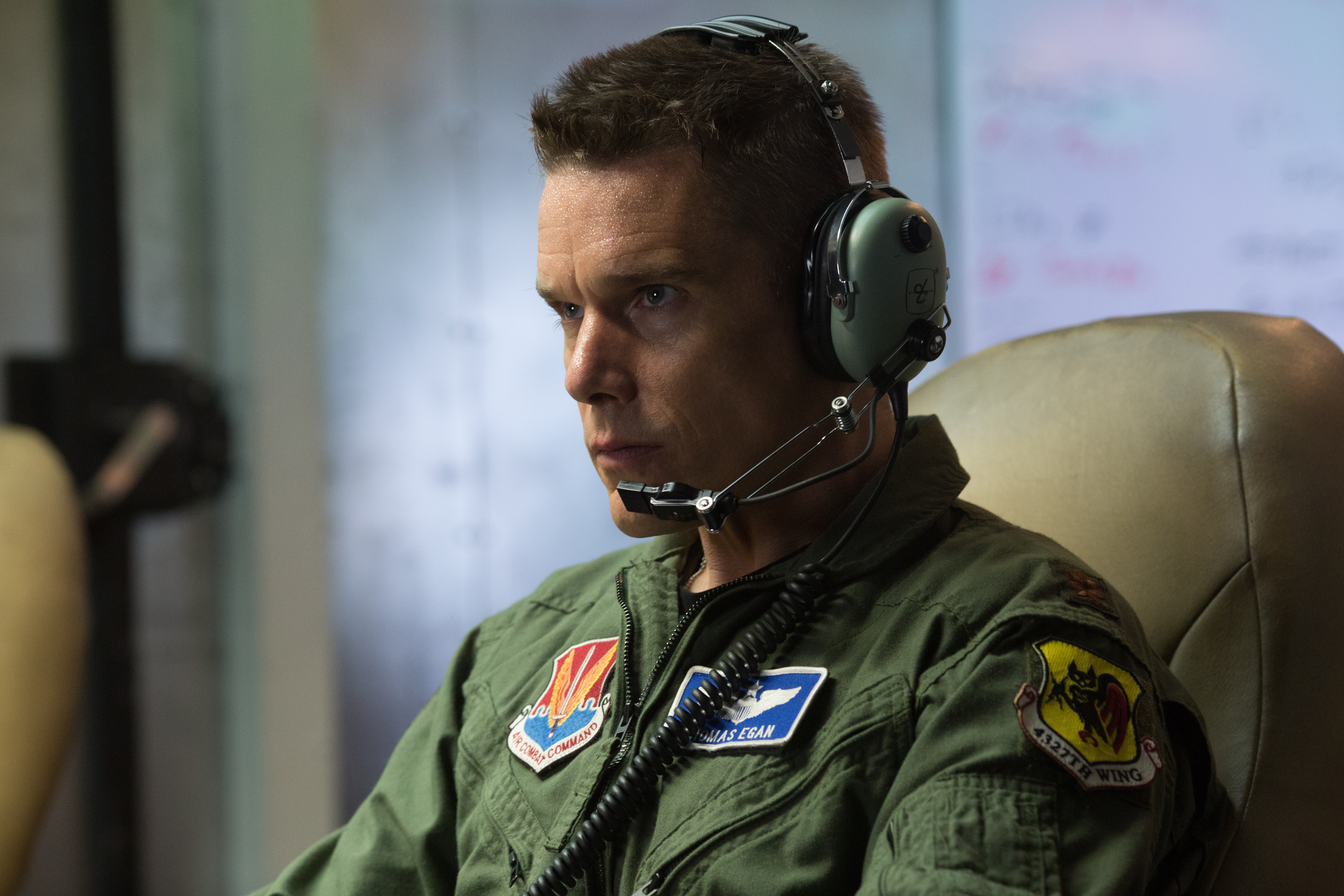 Still of Ethan Hawke in Good Kill (2014)