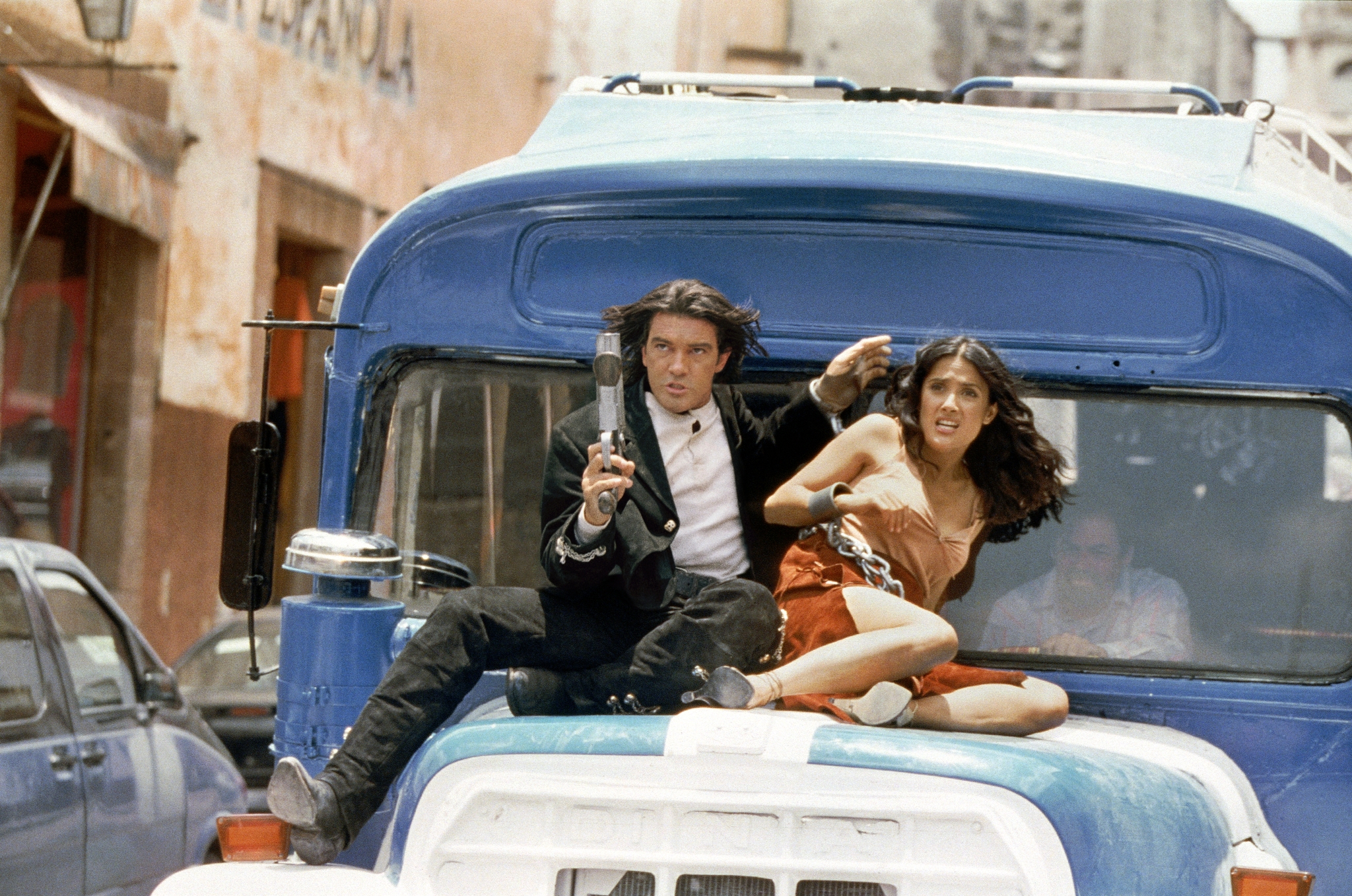 Still of Antonio Banderas and Salma Hayek in Karta Meksikoje (2003)