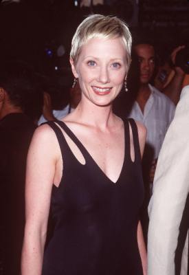 Anne Heche at event of Return to Paradise (1998)