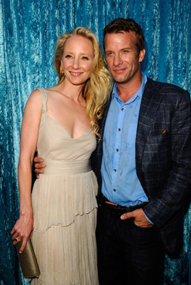 Anne Heche and Thomas Jane at event of Hung (2009)