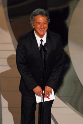 Dustin Hoffman at event of The 78th Annual Academy Awards (2006)