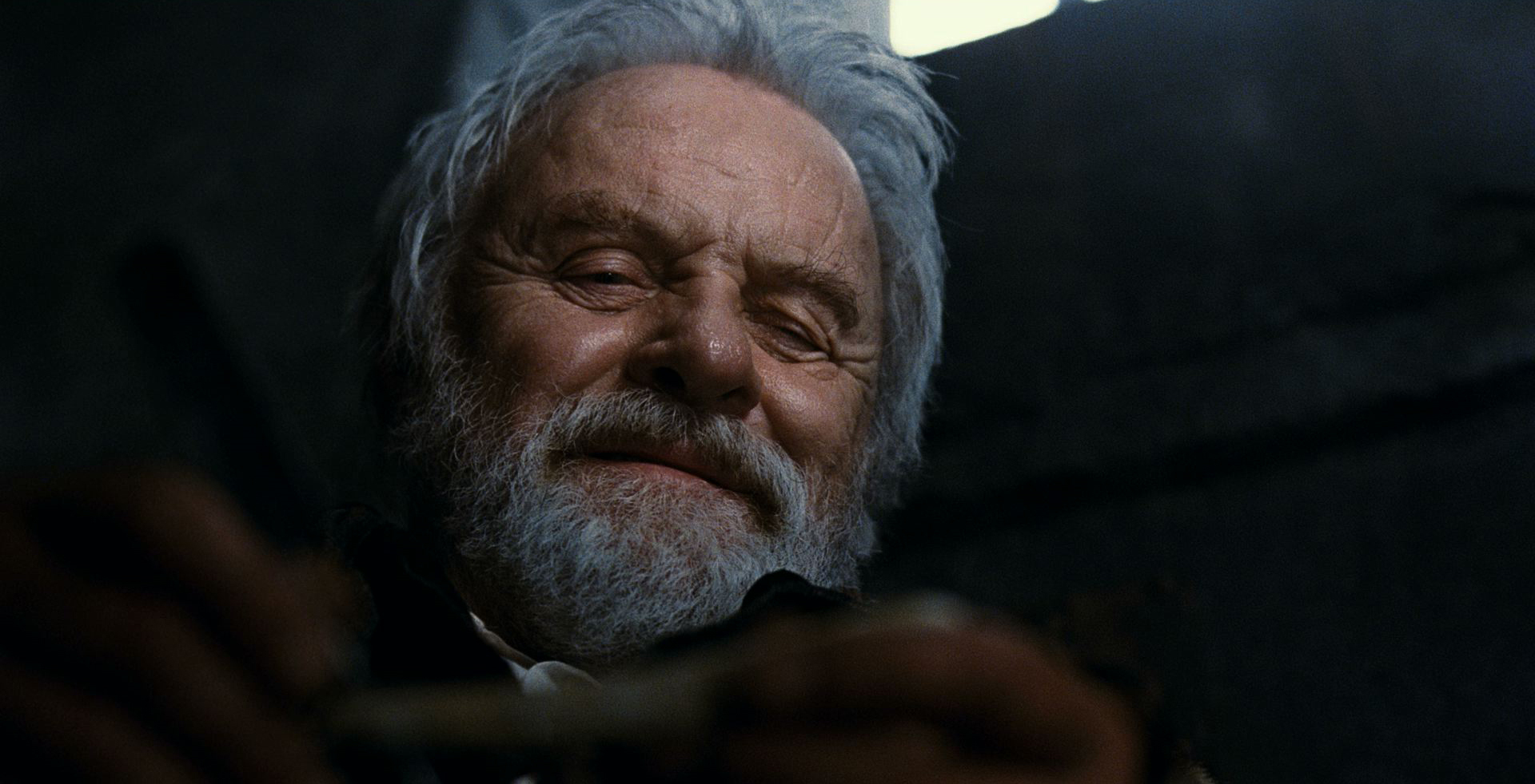 Still of Anthony Hopkins in Vilkolakis (2010)