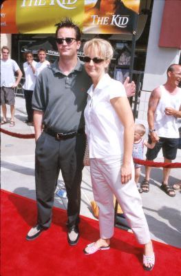 Helen Hunt and Matthew Perry at event of The Kid (2000)