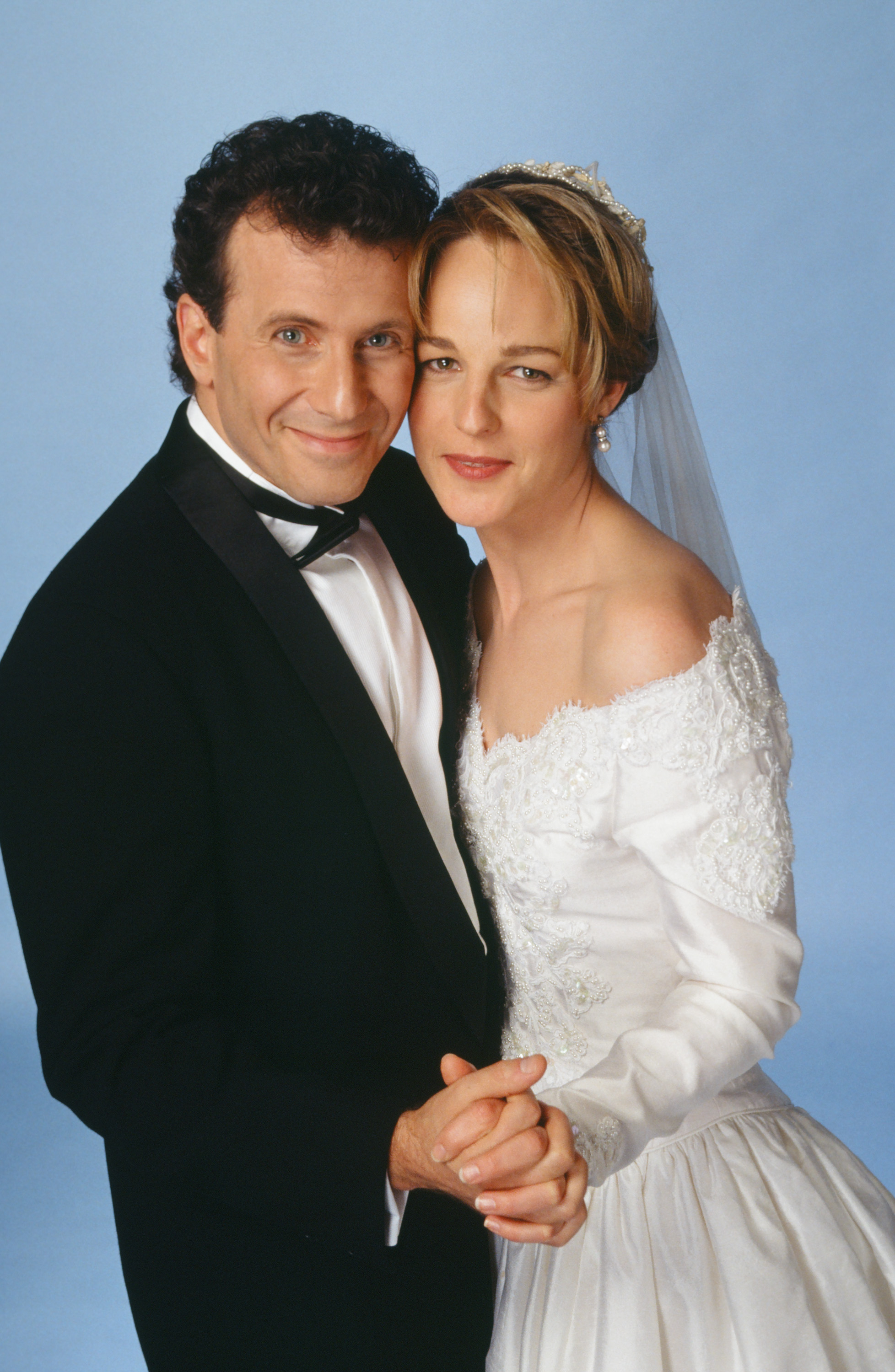 Still of Helen Hunt and Paul Reiser in Mad About You (1992)