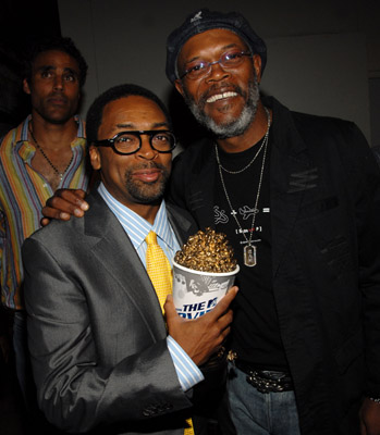 Samuel L. Jackson and Spike Lee at event of 2006 MTV Movie Awards (2006)